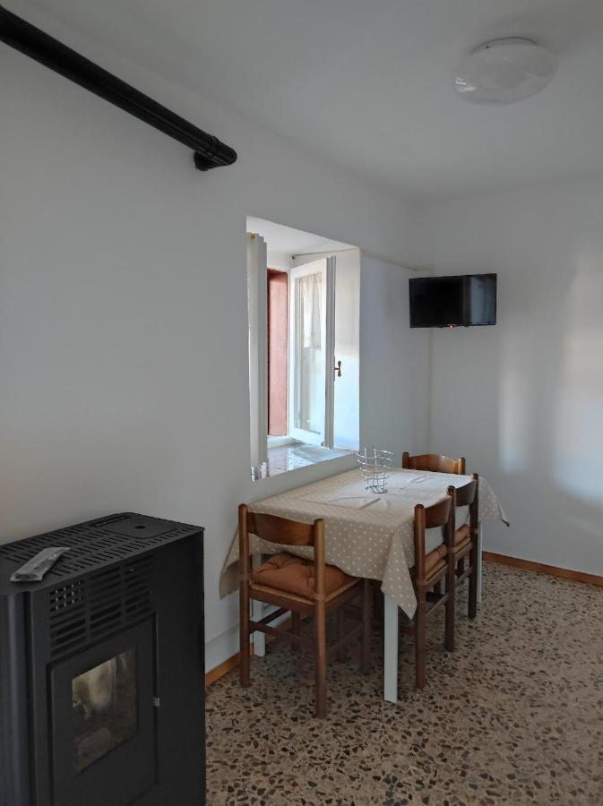 Appartamenti La Terrazza Pasturo Kültér fotó